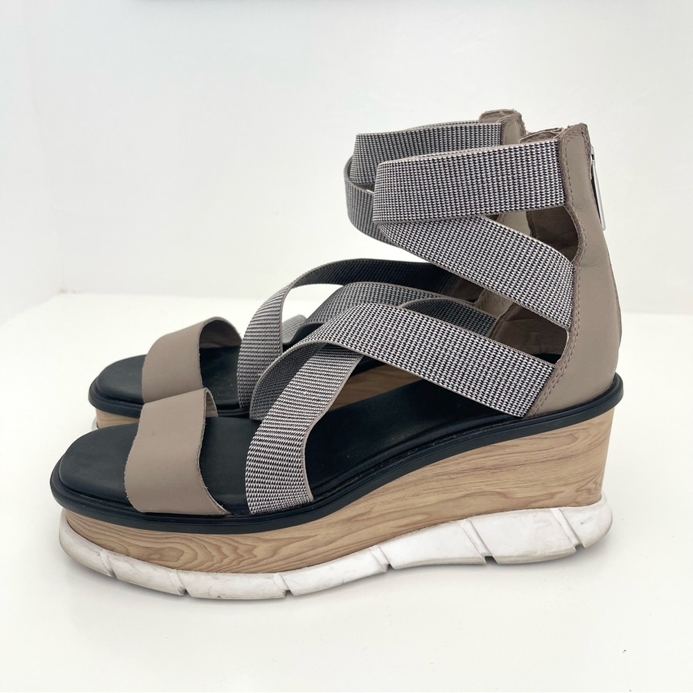 Stylish Women's Wedge Sandals - Tan and Gray